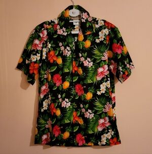 NWT Blue Hawaii Black Tropical Floral Hawaiian Men's Shirt, M